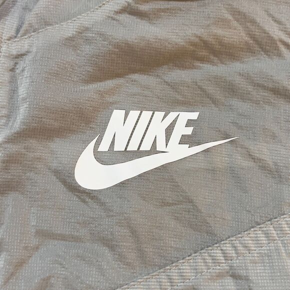 Nike Windrunner Hooded Windbreaker Jacket White - Women's Size XS - Picture 3 of 7